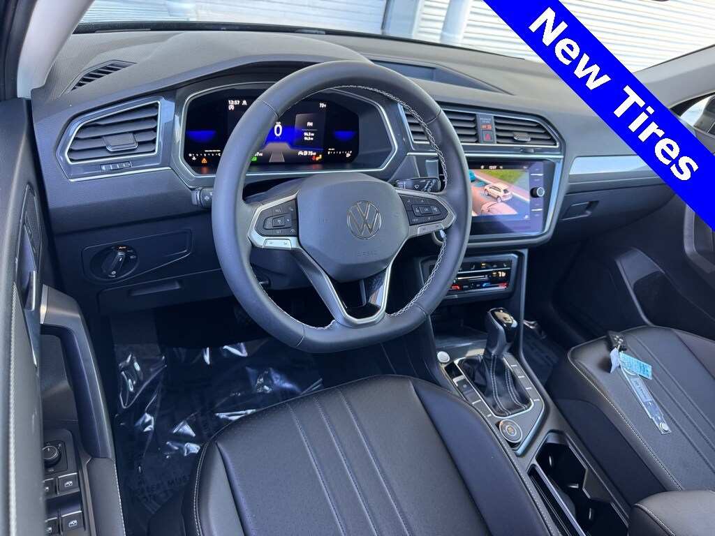 Used 2022 Volkswagen Tiguan 2.0T SE SUV