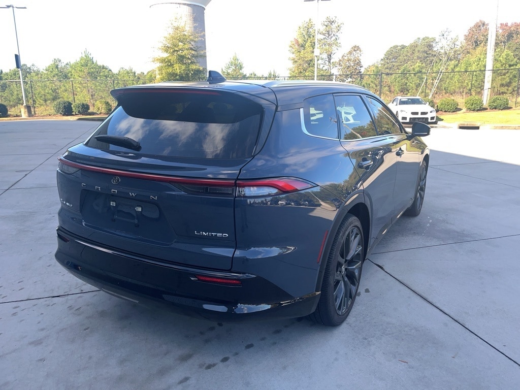 Used 2025 Toyota Crown Signia Limited SUV
