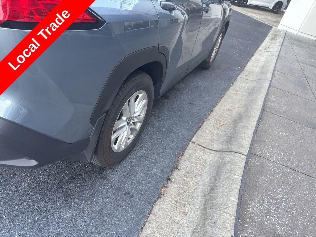 Used 2024 Toyota Corolla Cross LE SUV
