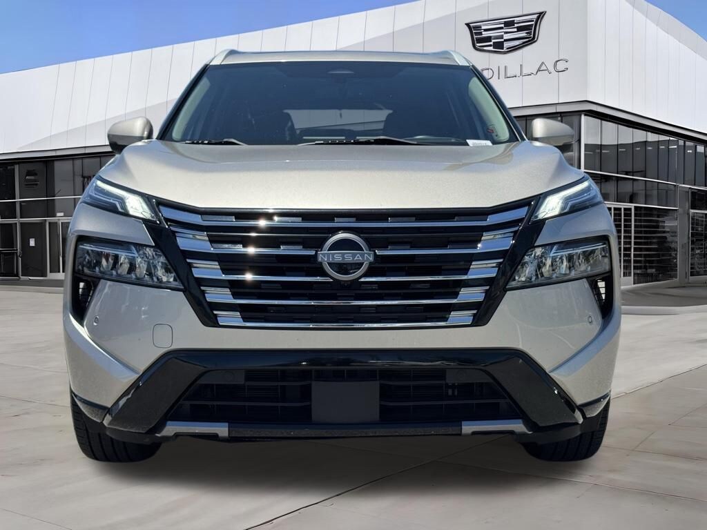 Used 2024 Nissan Rogue Platinum SUV