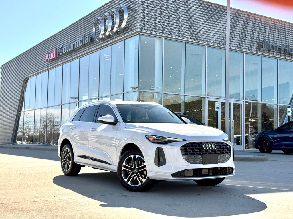 New 2025 Audi Q5 2.0T Premium SUV