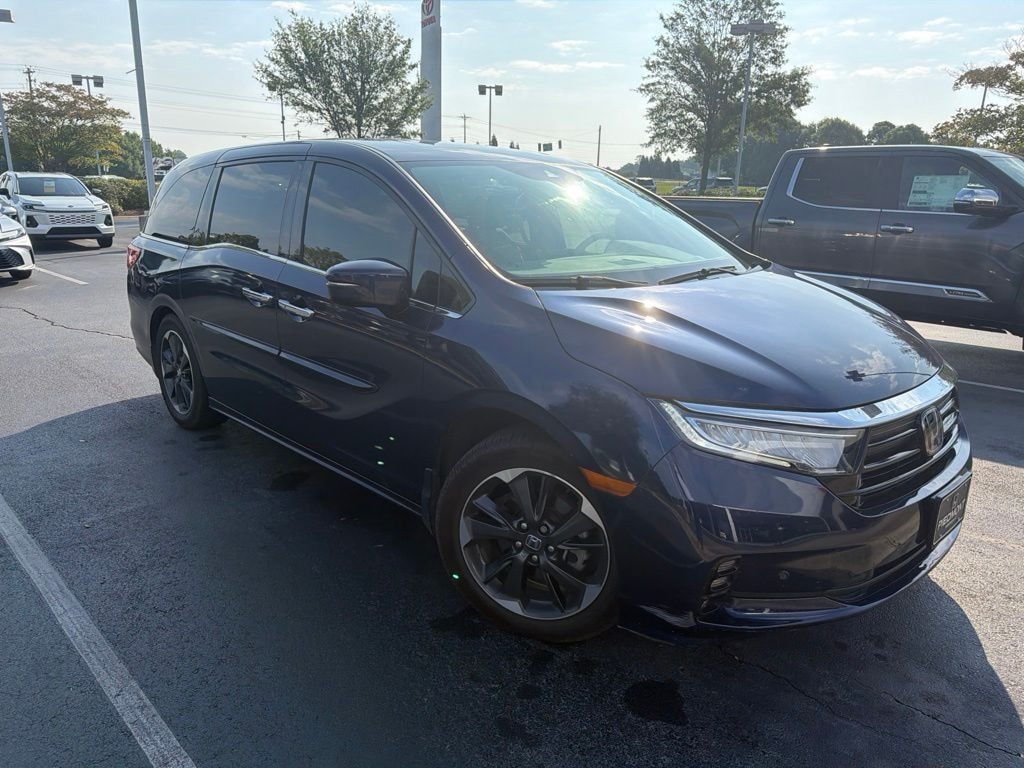 Used 2024 Honda Odyssey Elite Van