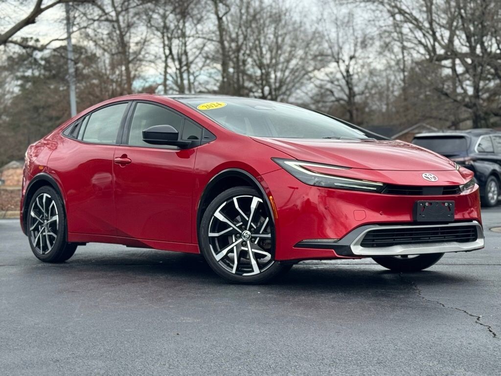 Used 2024 Toyota Prius Prime XSE Hatchback