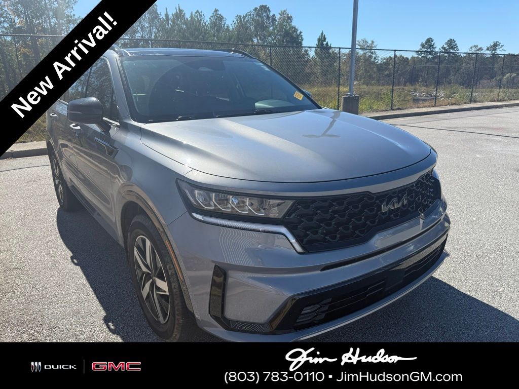 2022 Kia Sorento EX photo 2