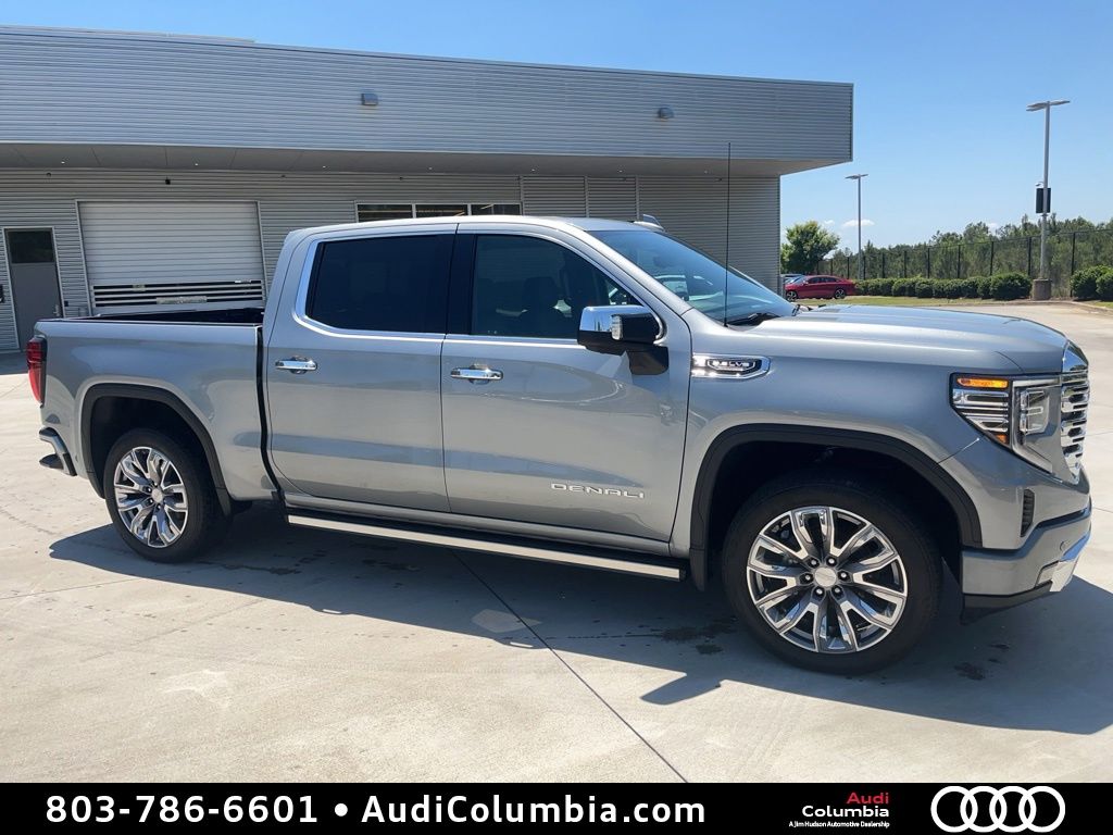 2023 GMC Sierra 4WD Crew Cab Short Box Denali's photo