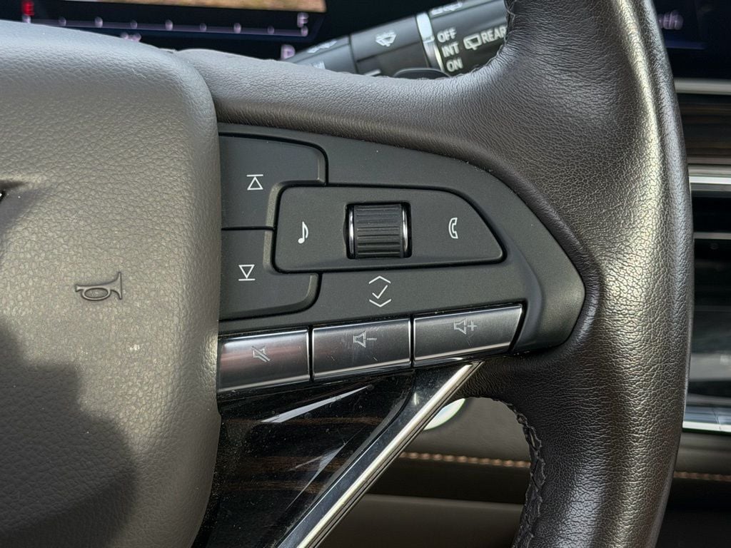 2023 Cadillac Escalade Premium Luxury - Photo 31
