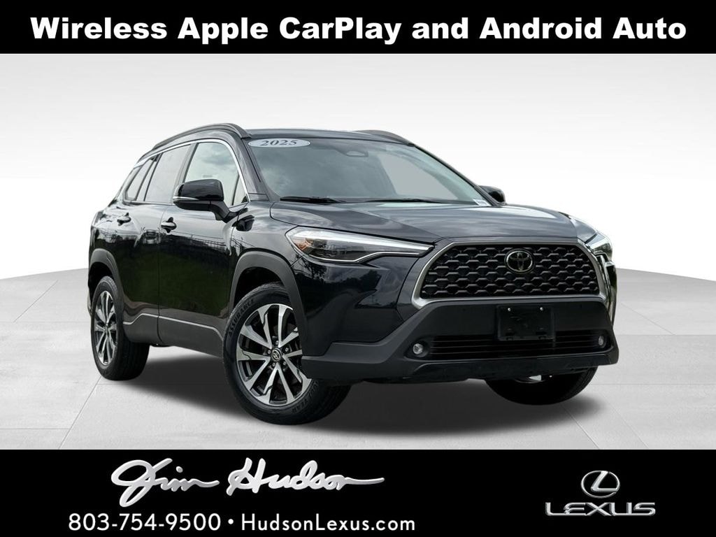 Used 2025 Toyota Corolla Cross XLE SUV