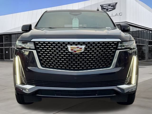 2023 Cadillac Escalade Premium Luxury photo 3