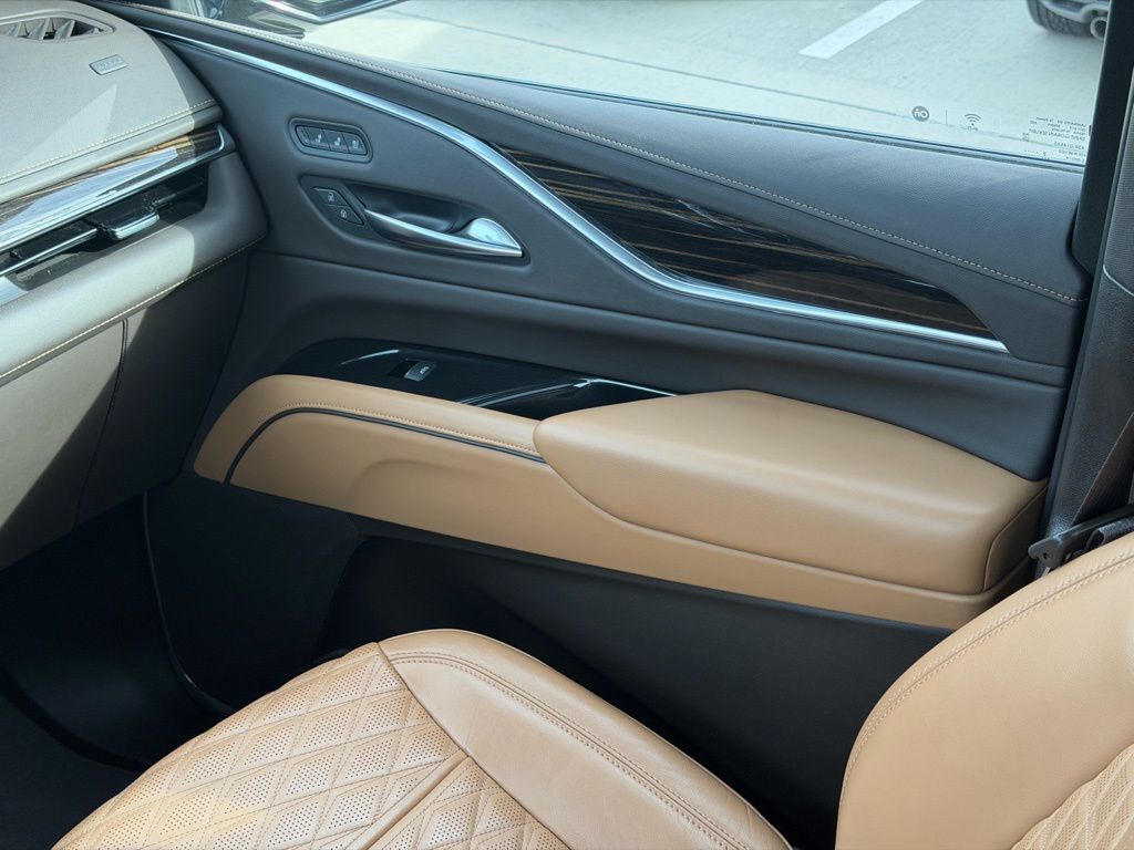 2023 Cadillac Escalade Premium Luxury - Photo 26