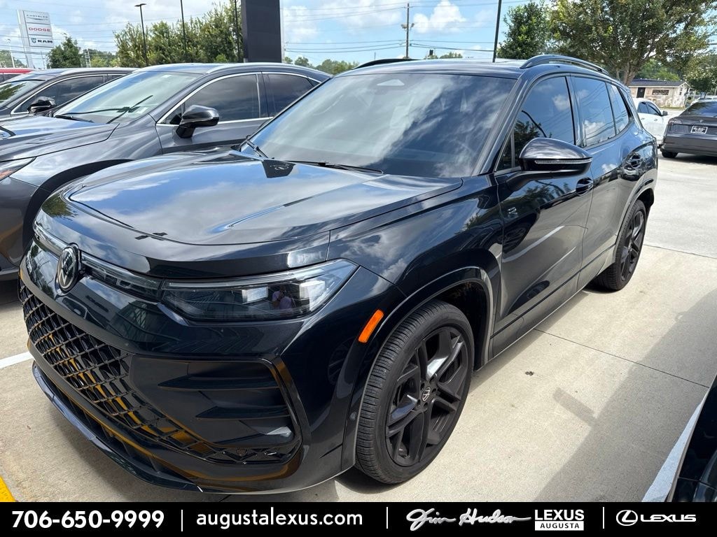 Used 2026 Volkswagen Tiguan SE R-Line Black SUV