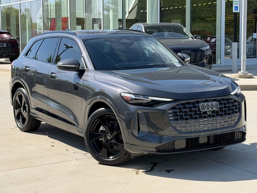 New 2025 Audi Q5 2.0T Prestige SUV