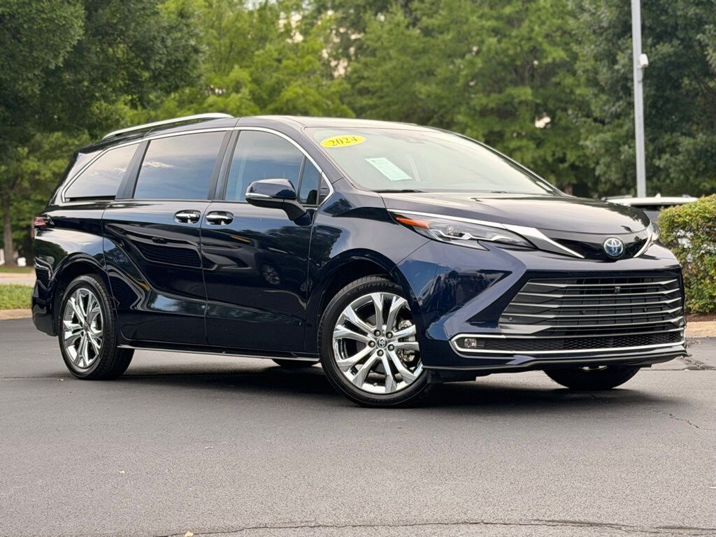 Certified 2024 Toyota Sienna Platinum 7 Passenger Van Passenger Van
