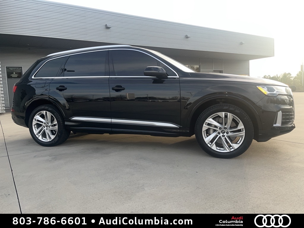 2022 Audi Q7 Premium Plus's photo