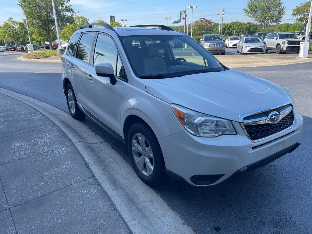 Used 2015 Subaru Forester 2.5i Premium (CVT) SUV