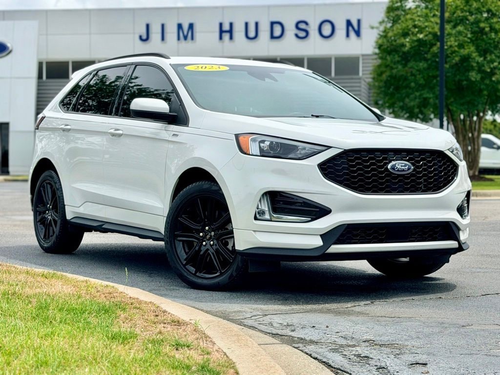Certified 2023 Ford Edge SUV
