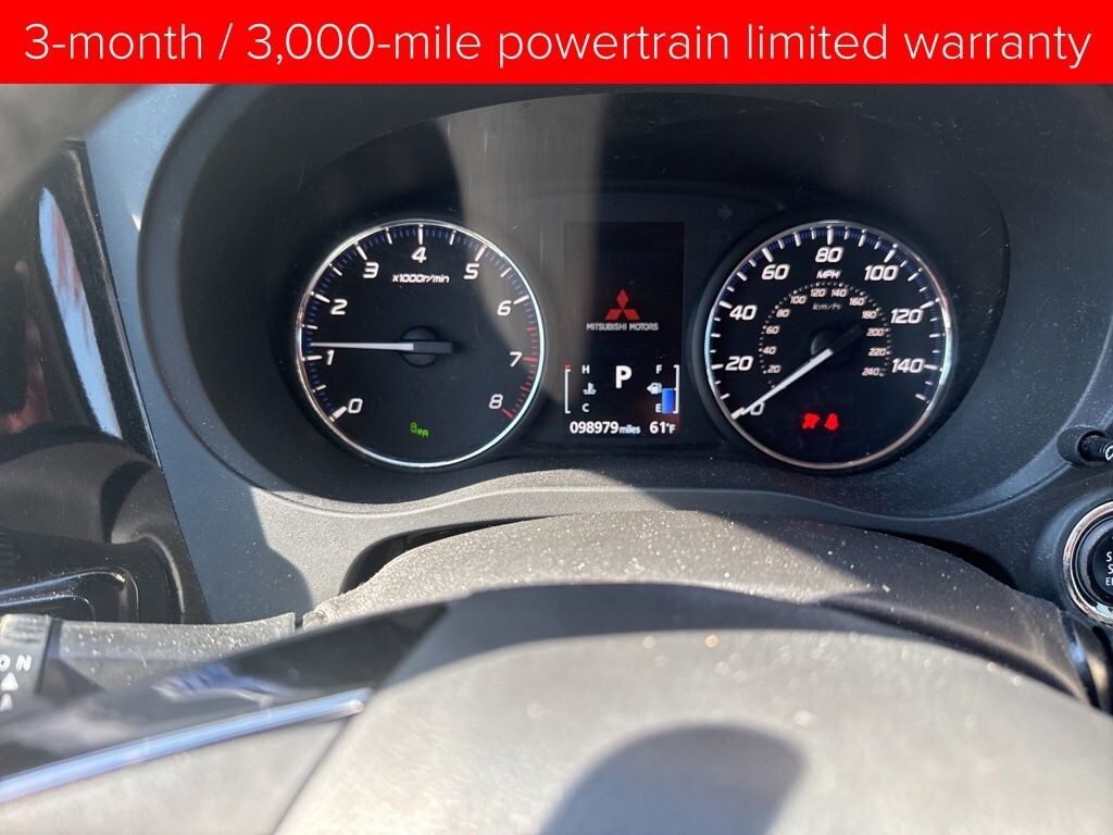 Used 2017 Mitsubishi Outlander SE CUV