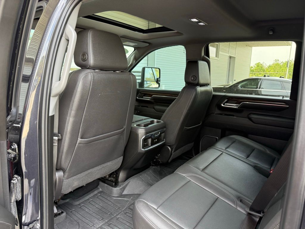 2024 GMC Sierra 2500HD SLT - Photo 25