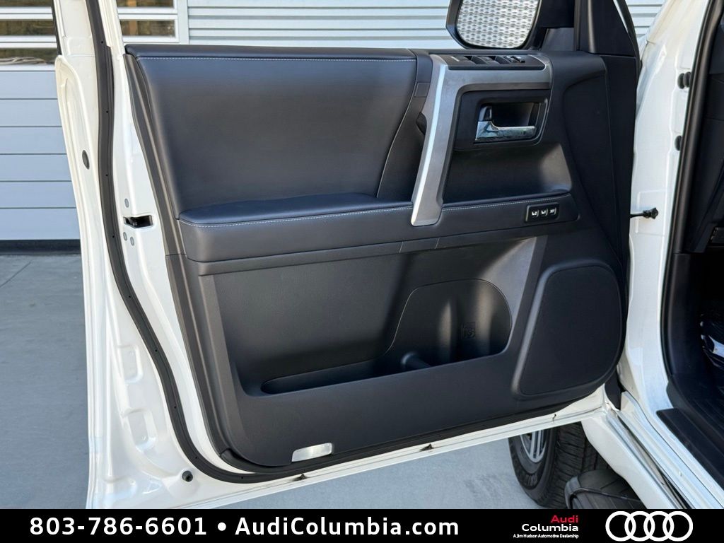 2023 Toyota 4Runner Limited - Photo 19