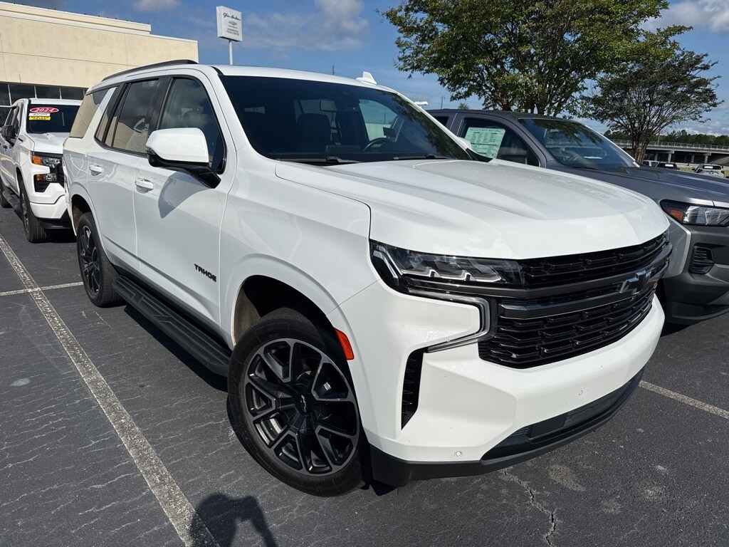 2022 Chevrolet Tahoe RST photo 2