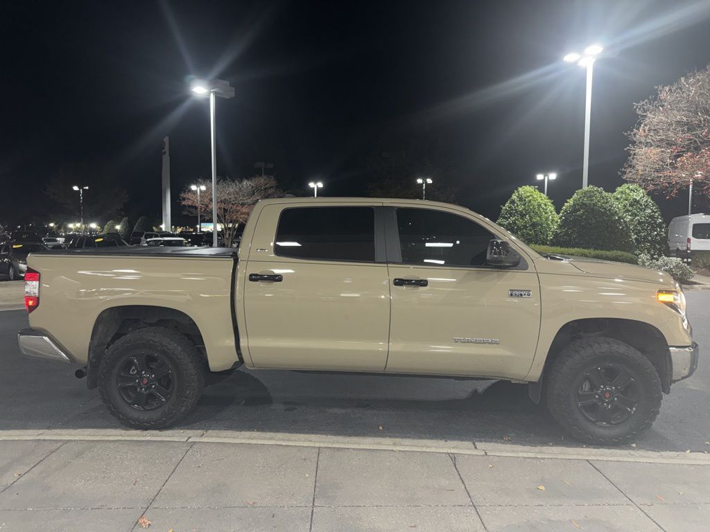 2020 Toyota Tundra SR5 Grade photo 2