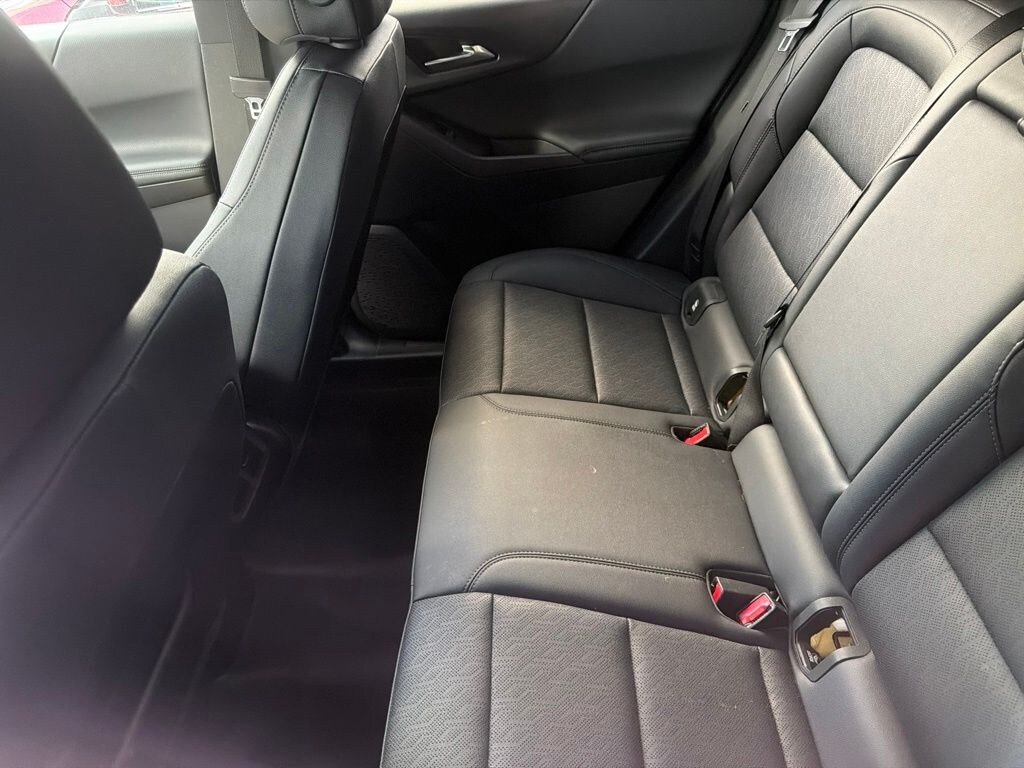Used 2025 Chevrolet Equinox LT SUV