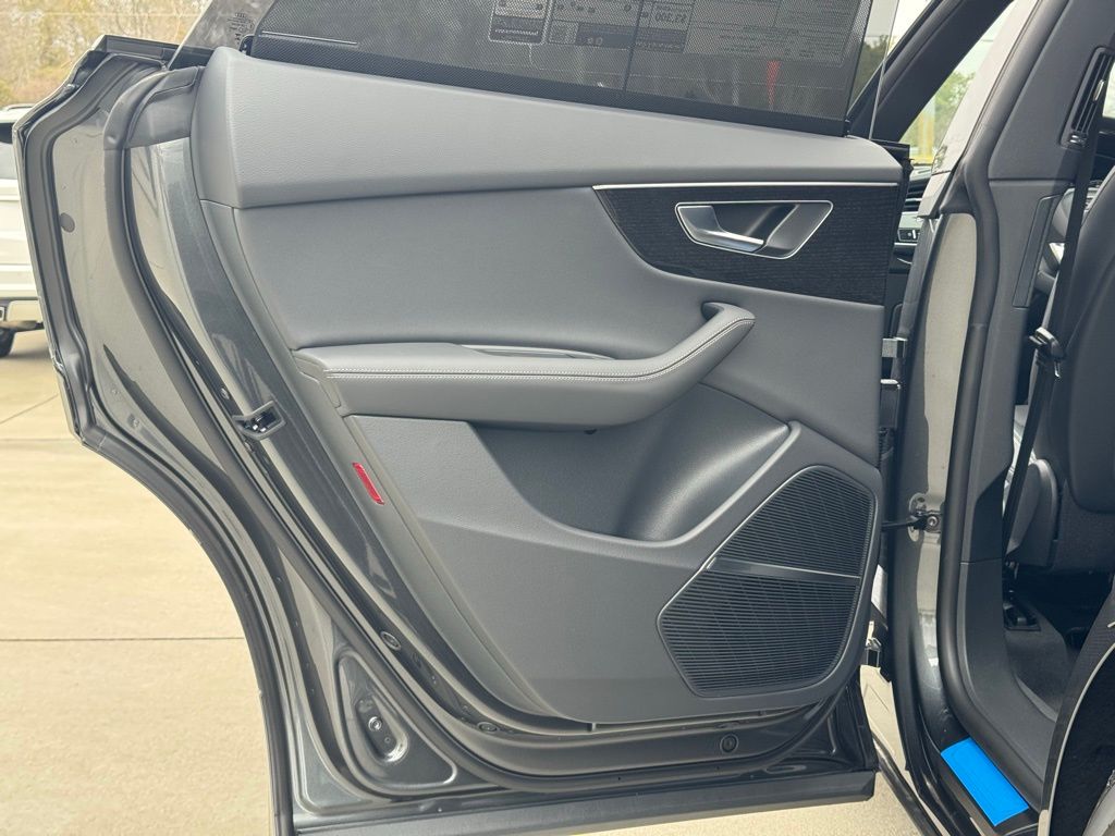 2026 Audi Q8 Premium Plus - Photo 23