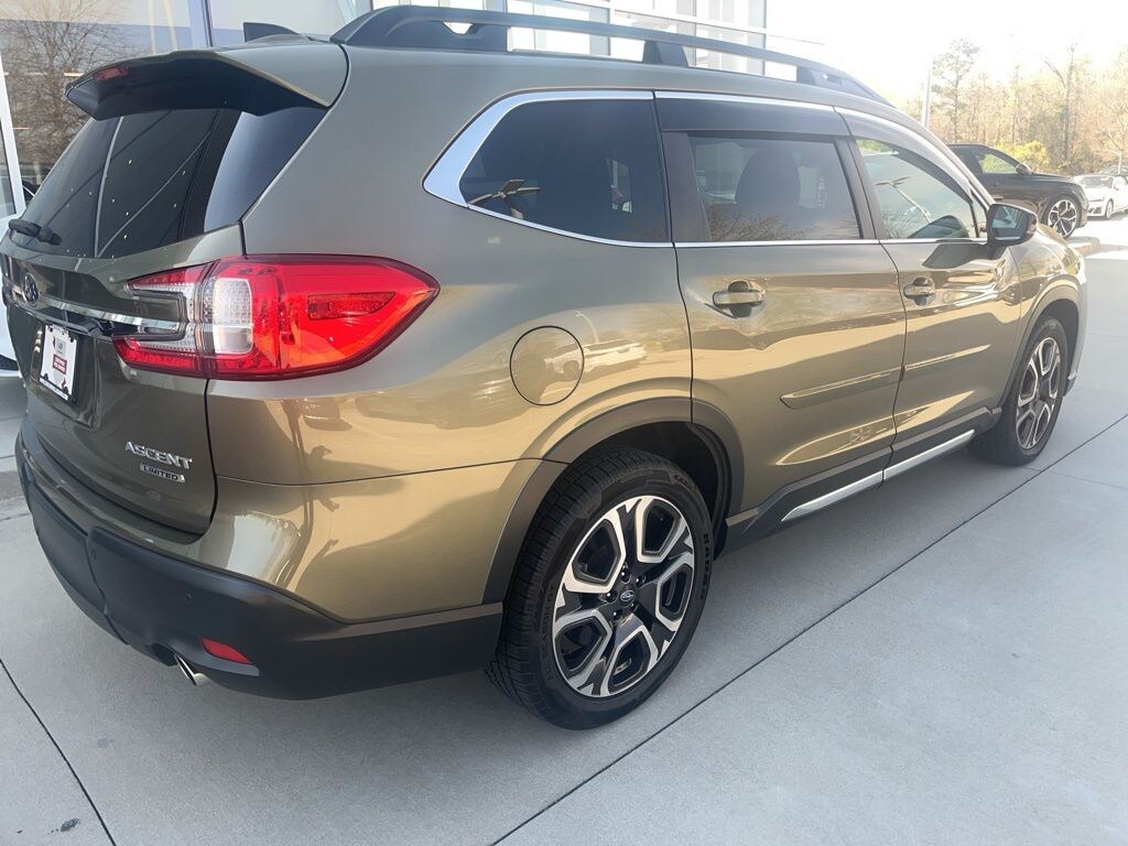 Used 2024 Subaru Ascent Limited 8-Passenger SUV