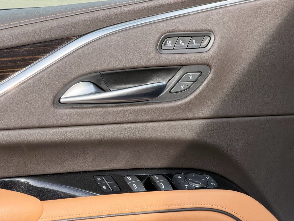 2023 Cadillac Escalade Premium Luxury - Photo 21