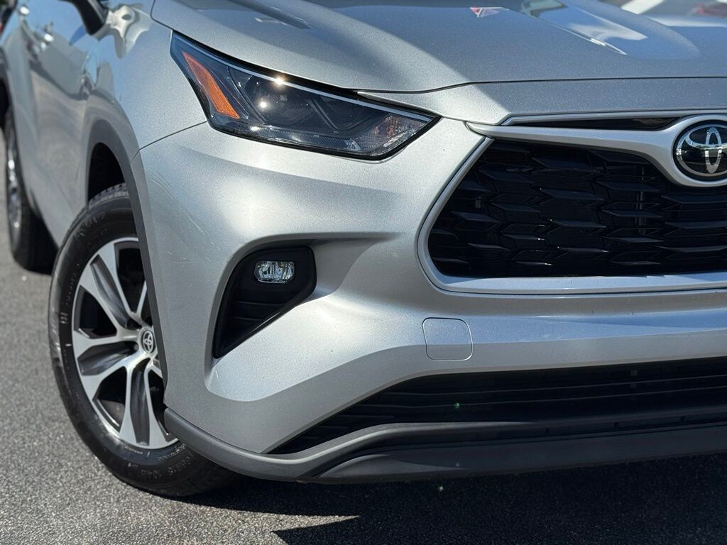 Used 2023 Toyota Highlander XLE SUV