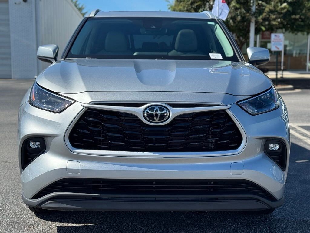 Used 2023 Toyota Highlander XLE SUV