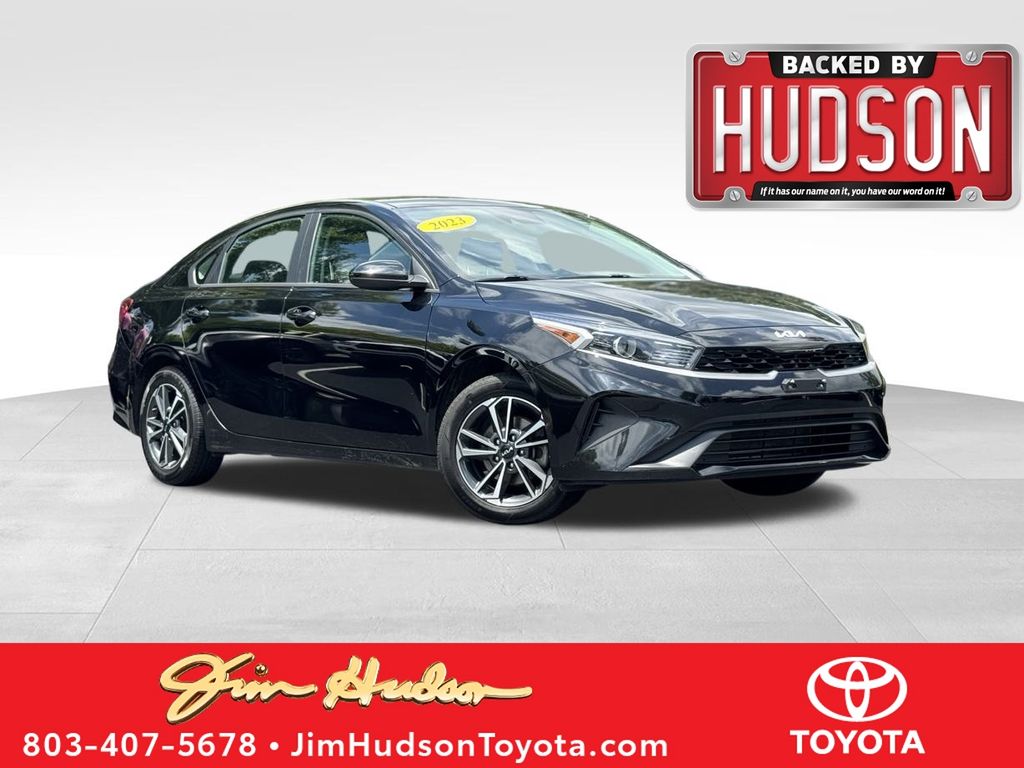 2023 Kia Forte LXS