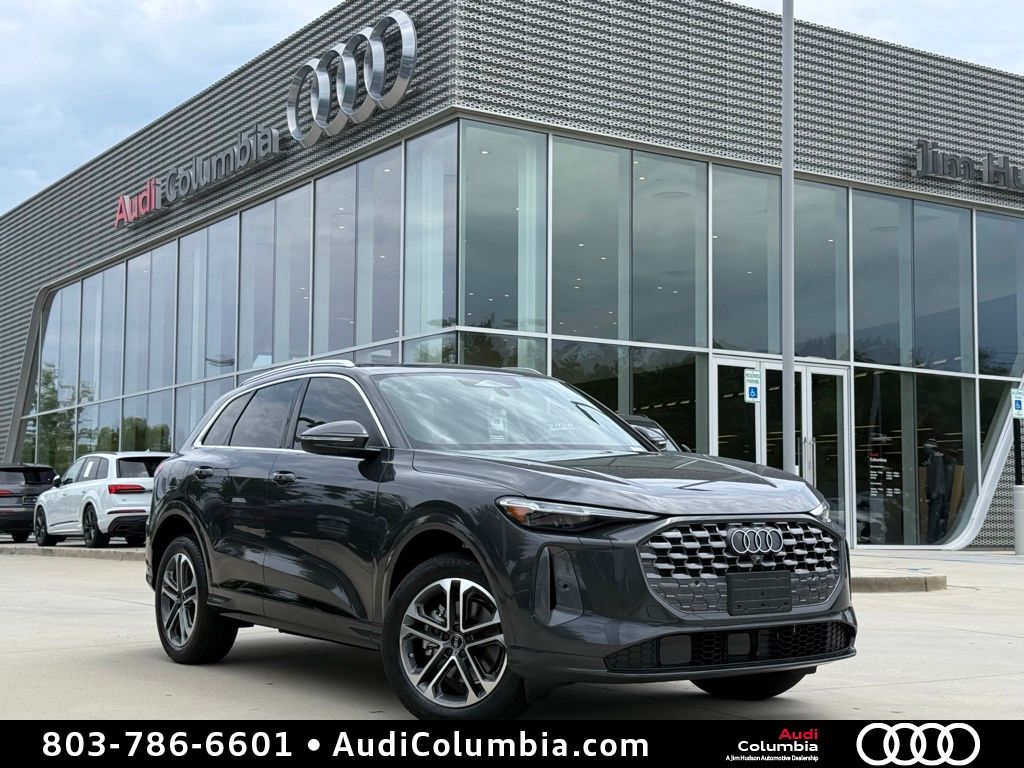 2026 Audi Q5 Premium Plus quattro's photo
