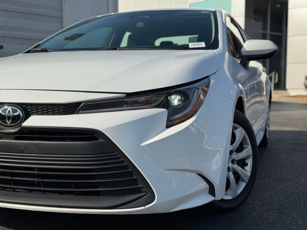 Used 2023 Toyota Corolla LE Sedan