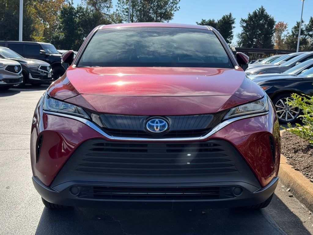 2022 Toyota Venza LE photo 2