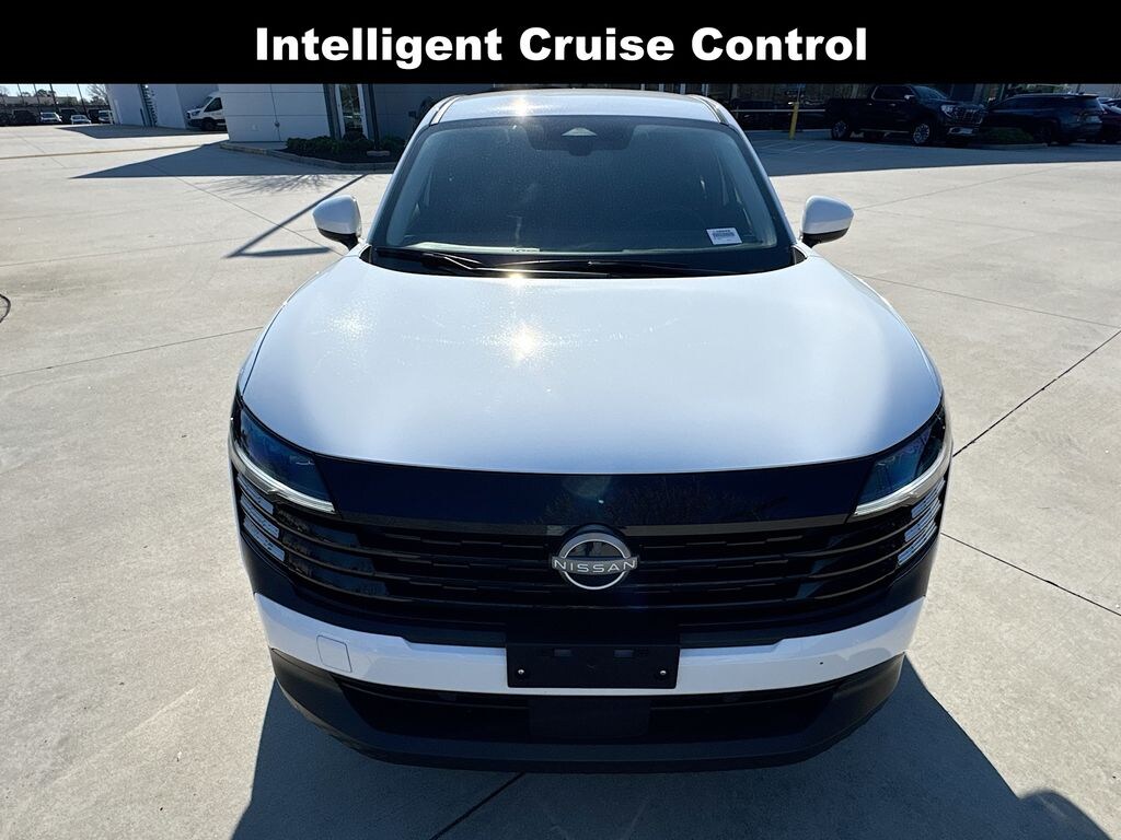 Used 2025 Nissan Kicks SV SUV