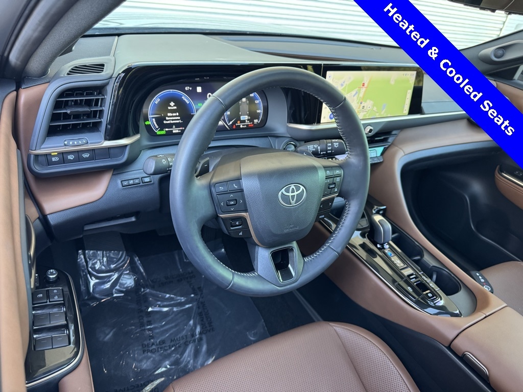 Used 2025 Toyota Crown Signia Limited SUV