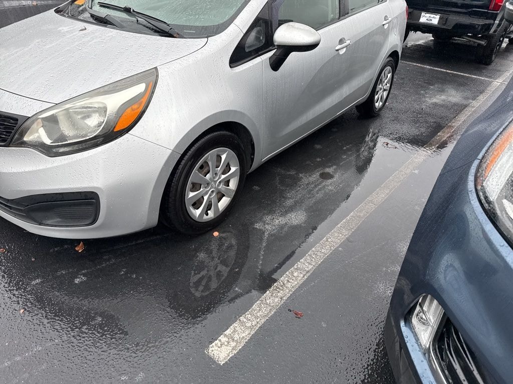 Used 2013 Kia Rio LX Sedan