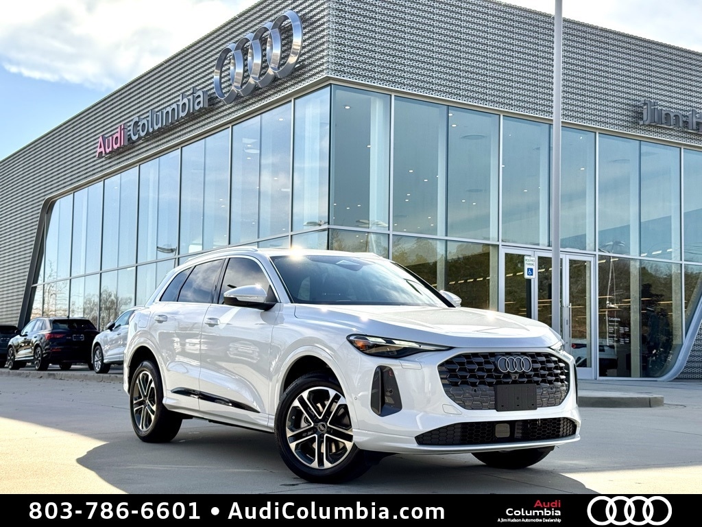 2025 Audi New Q5 Premium's photo