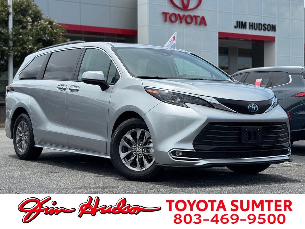 Certified 2024 Toyota Sienna XLE 8 Passenger Van Passenger Van