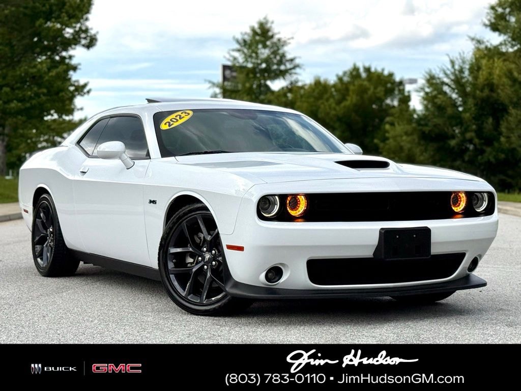 Used 2023 Dodge Challenger R/T Coupe