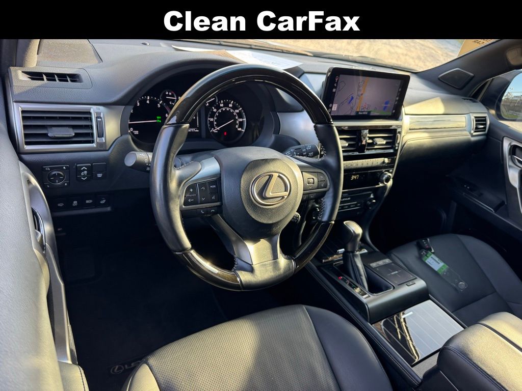2023 Lexus GX 460 Premium photo 3