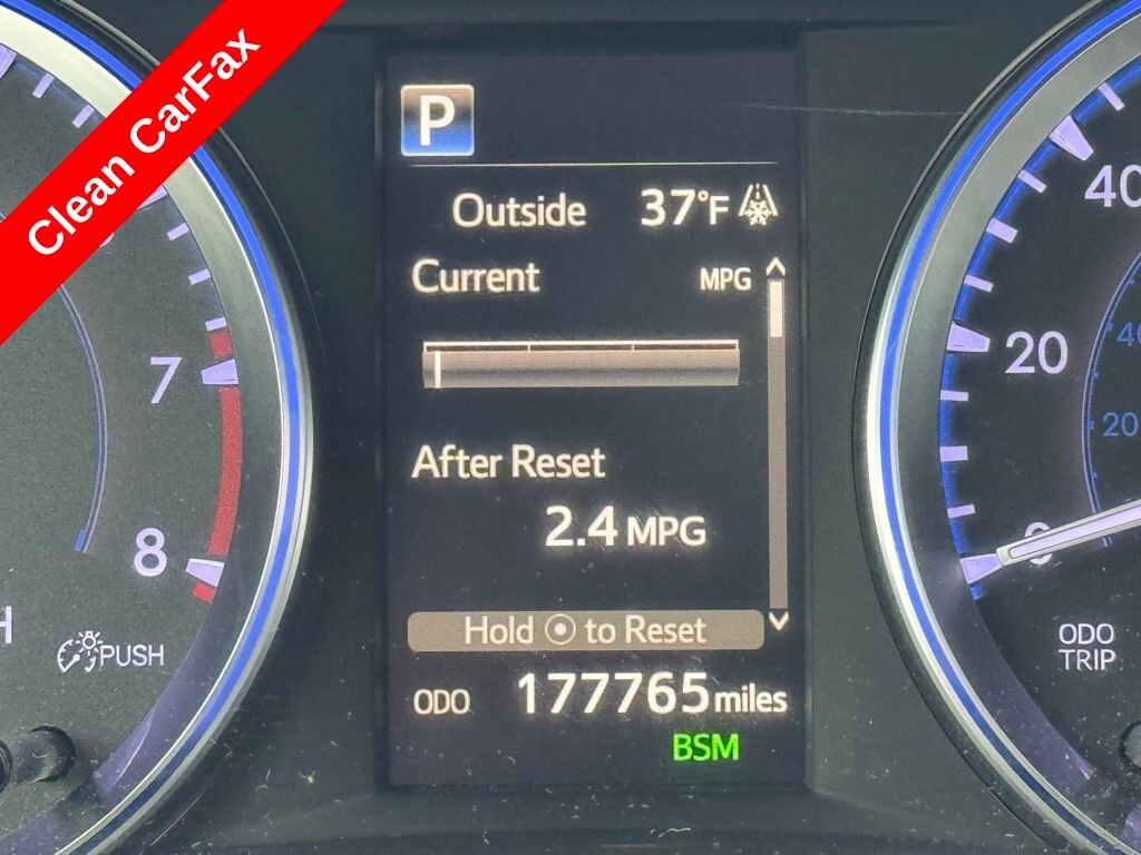 Used 2019 Toyota Highlander XLE V6 SUV