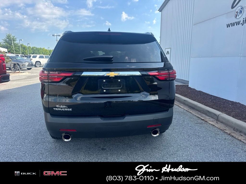 Used 2023 Chevrolet Traverse LS w/1LS SUV