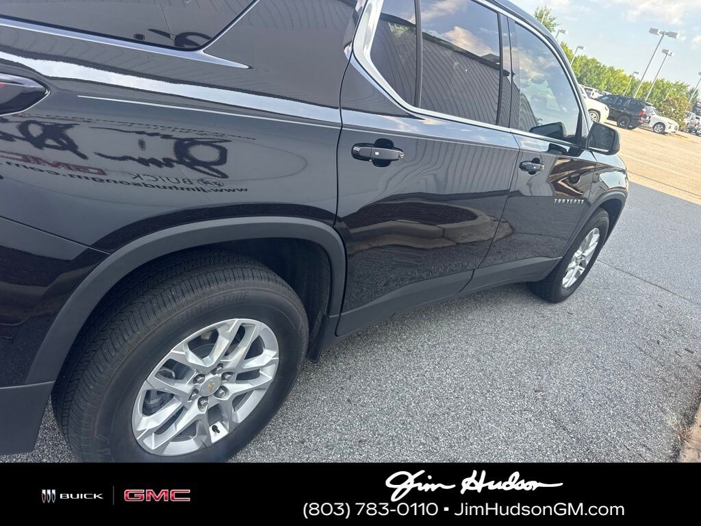 Used 2023 Chevrolet Traverse LS w/1LS SUV