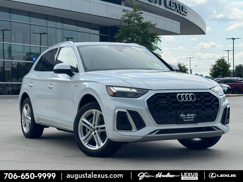 2022 Audi Q5 e 55 S line Premium