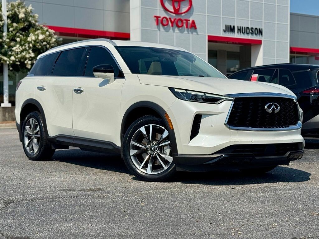Used 2023 INFINITI QX60 LUXE SUV