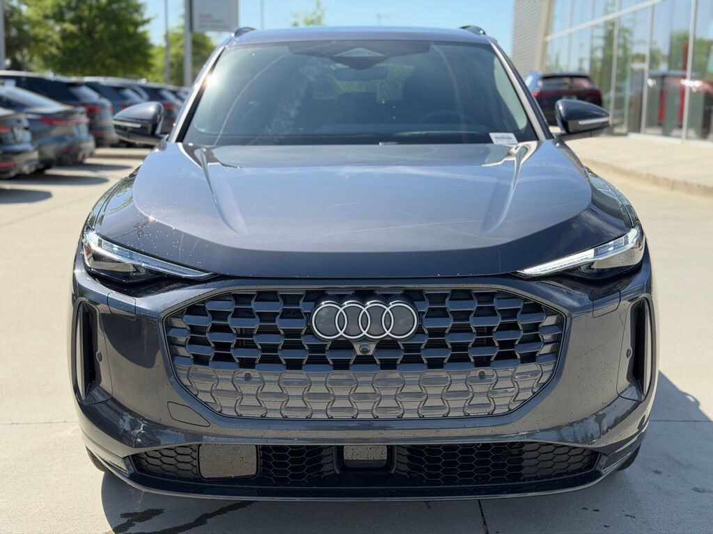 New 2025 Audi Q5 2.0T Prestige SUV