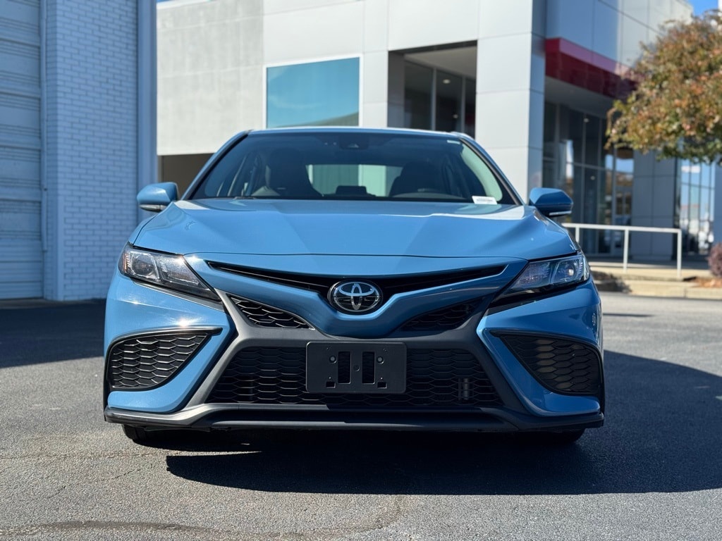 Used 2023 Toyota Camry SE Sedan