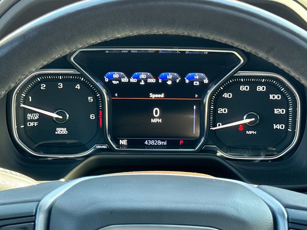 Used 2021 GMC Yukon SLT SUV