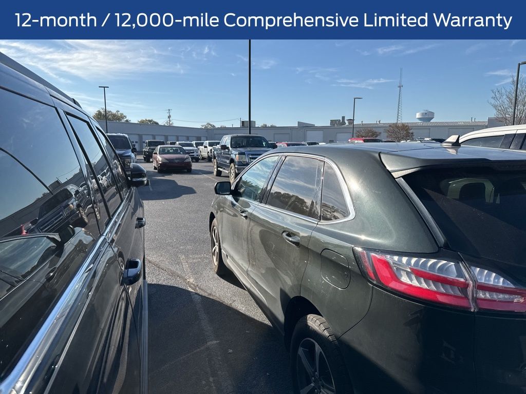 2024 Ford Edge SEL photo 4